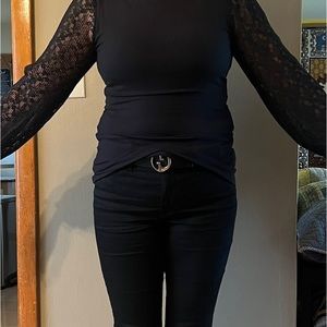 Lauren Ralph lauren.